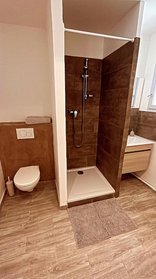 Appartement T2 Centre Village Cucuron Εξωτερικό φωτογραφία